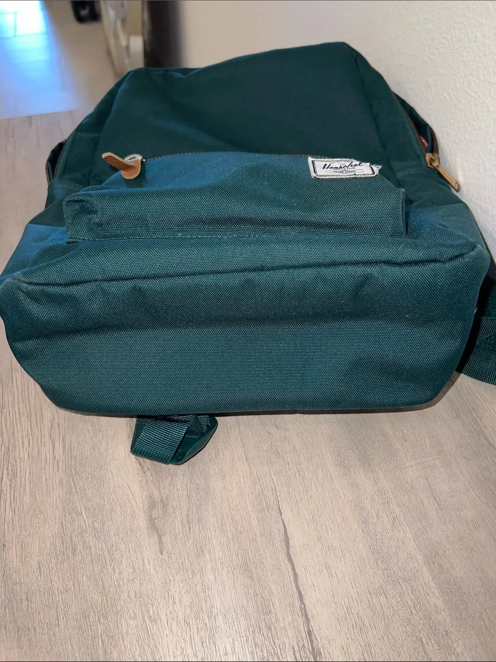 Herschel Supply Company simple functional